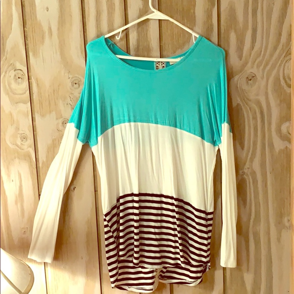 Women’s shirt